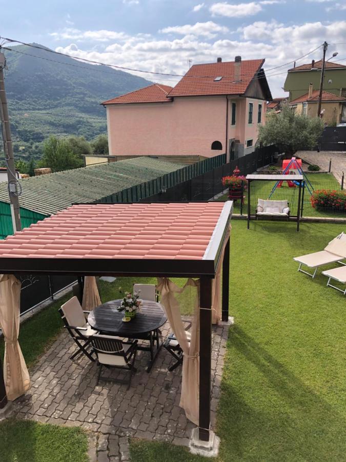 Casa Ginni Con Piscina E Giardino Caravonica Exteriér fotografie