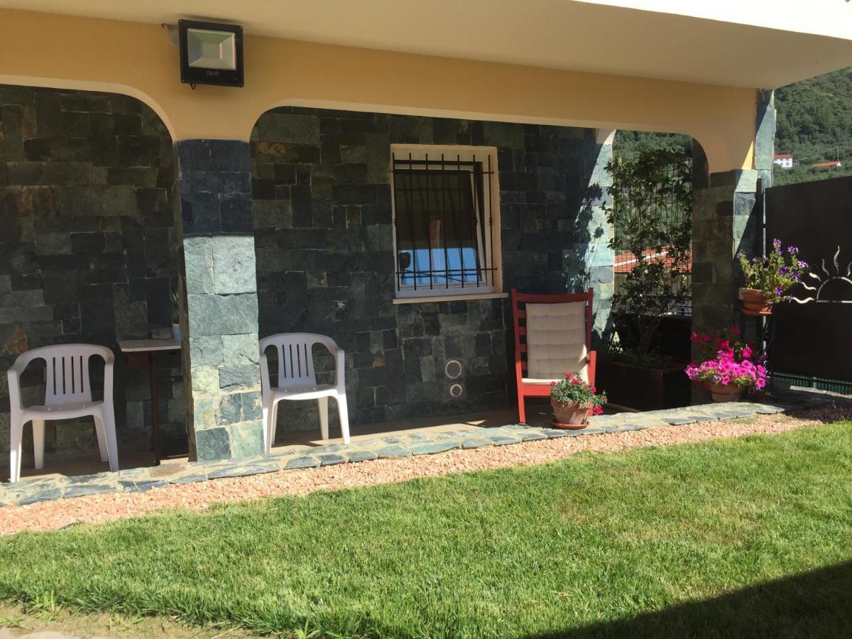 Casa Ginni Con Piscina E Giardino Caravonica Exteriér fotografie
